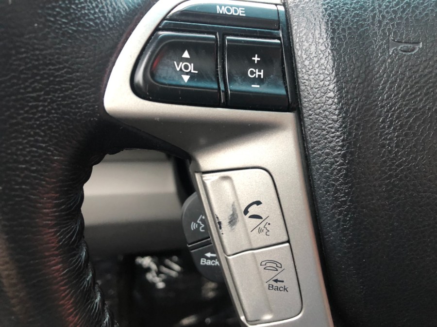 Used Honda Accord Sdn 4dr V6 Auto EX-L w/Navi 2010 | Bristol Auto Center LLC. Bristol, Connecticut Used Honda Accord Sdn 4dr V6 Auto EX-L w/Navi 2010 | Bristol Auto Center LLC. Bristol, Connecticut