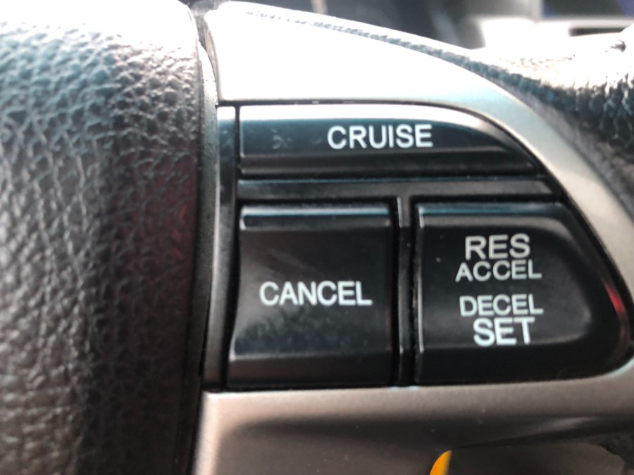 Used Honda Accord Sdn 4dr V6 Auto EX-L w/Navi 2010 | Bristol Auto Center LLC. Bristol, Connecticut Used Honda Accord Sdn 4dr V6 Auto EX-L w/Navi 2010 | Bristol Auto Center LLC. Bristol, Connecticut