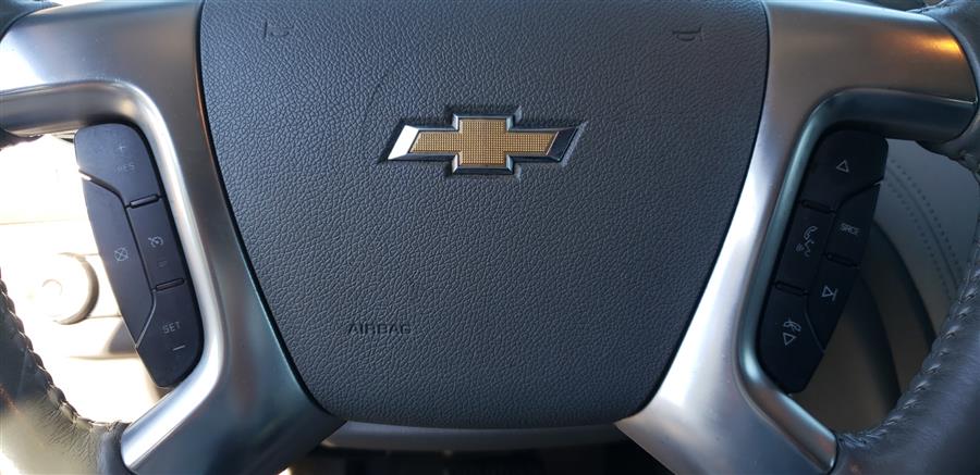 2014 Chevrolet Traverse FWD 4dr LT w/2LT, available for sale in Little Ferry, New Jersey | Victoria Preowned Autos Inc. Little Ferry, New Jersey 2014 Chevrolet Traverse FWD 4dr LT w/2LT, available for sale in Little Ferry, New Jersey | Victoria Preowned Autos Inc. Little Ferry, New Jersey