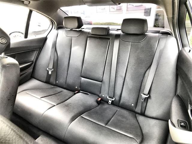 Used BMW 3 Series 320i xDrive 2015 | Prestige Auto Cars LLC. New Britain, Connecticut Used BMW 3 Series 320i xDrive 2015 | Prestige Auto Cars LLC. New Britain, Connecticut