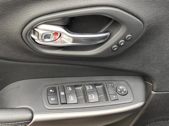 Used Jeep Cherokee Limited 2020 | Eastchester Motor Cars. Bronx, New York Used Jeep Cherokee Limited 2020 | Eastchester Motor Cars. Bronx, New York
