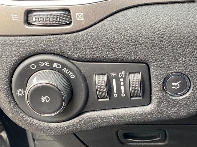 Used Jeep Cherokee Limited 2020 | Eastchester Motor Cars. Bronx, New York Used Jeep Cherokee Limited 2020 | Eastchester Motor Cars. Bronx, New York