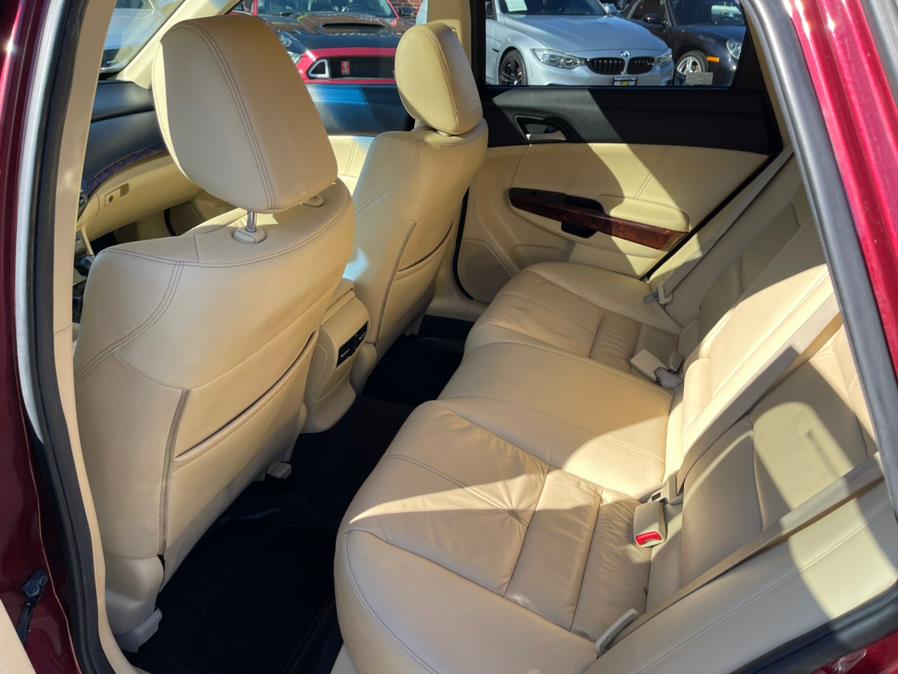 Used Honda Accord Crosstour 4WD 5dr EX-L w/Navi 2011 | Mike And Tony Auto Sales, Inc. South Windsor, Connecticut Used Honda Accord Crosstour 4WD 5dr EX-L w/Navi 2011 | Mike And Tony Auto Sales, Inc. South Windsor, Connecticut