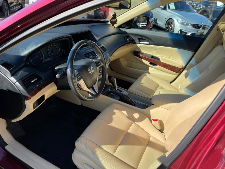 Used Honda Accord Crosstour 4WD 5dr EX-L w/Navi 2011 | Mike And Tony Auto Sales, Inc. South Windsor, Connecticut Used Honda Accord Crosstour 4WD 5dr EX-L w/Navi 2011 | Mike And Tony Auto Sales, Inc. South Windsor, Connecticut