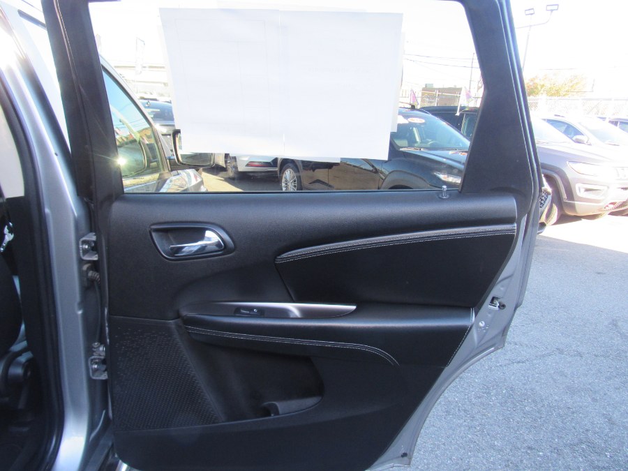 Used Dodge Journey Crossroad FWD 2020 | NJ Used Cars Center. Irvington, New Jersey Used Dodge Journey Crossroad FWD 2020 | NJ Used Cars Center. Irvington, New Jersey