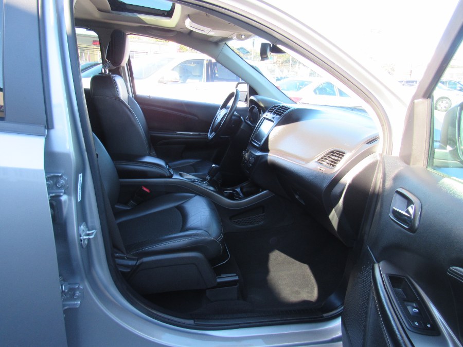 Used Dodge Journey Crossroad FWD 2020 | NJ Used Cars Center. Irvington, New Jersey Used Dodge Journey Crossroad FWD 2020 | NJ Used Cars Center. Irvington, New Jersey