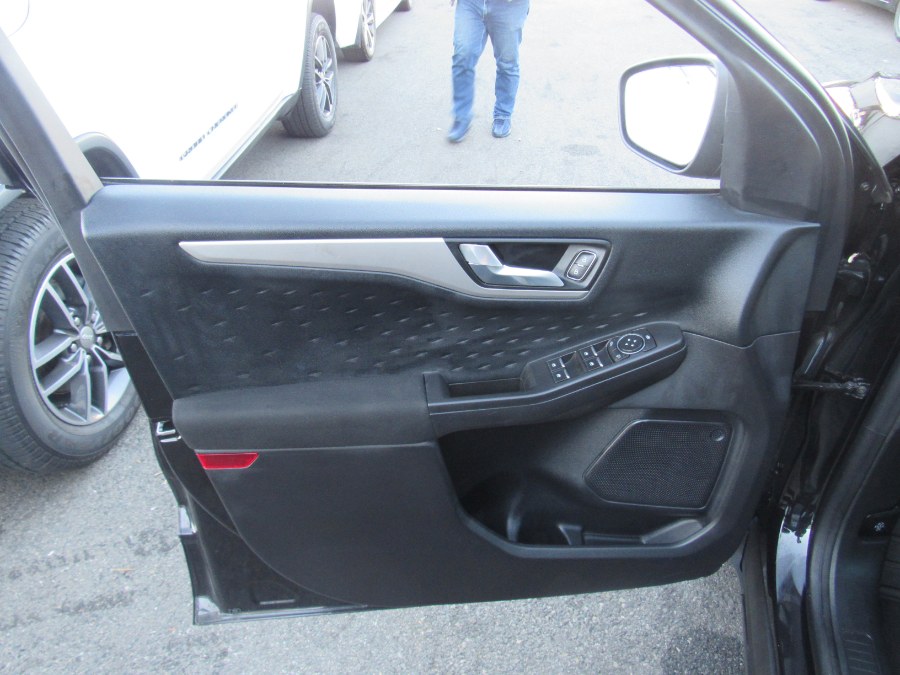 Used Ford Escape SE AWD 2020 | NJ Used Cars Center. Irvington, New Jersey Used Ford Escape SE AWD 2020 | NJ Used Cars Center. Irvington, New Jersey