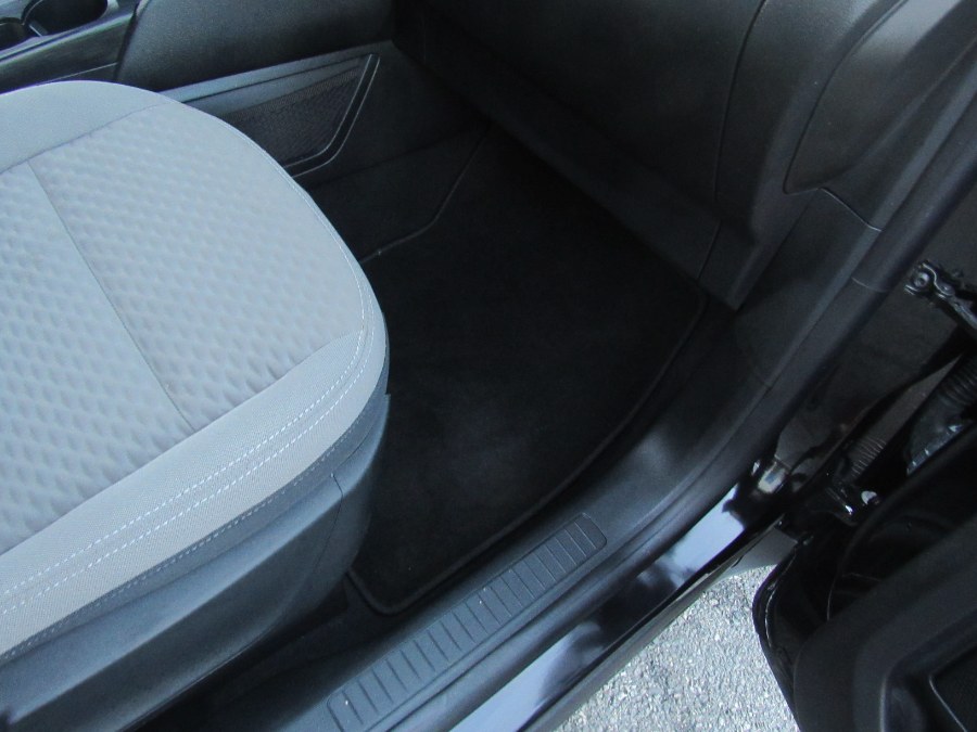 Used Ford Escape SE AWD 2020 | NJ Used Cars Center. Irvington, New Jersey Used Ford Escape SE AWD 2020 | NJ Used Cars Center. Irvington, New Jersey