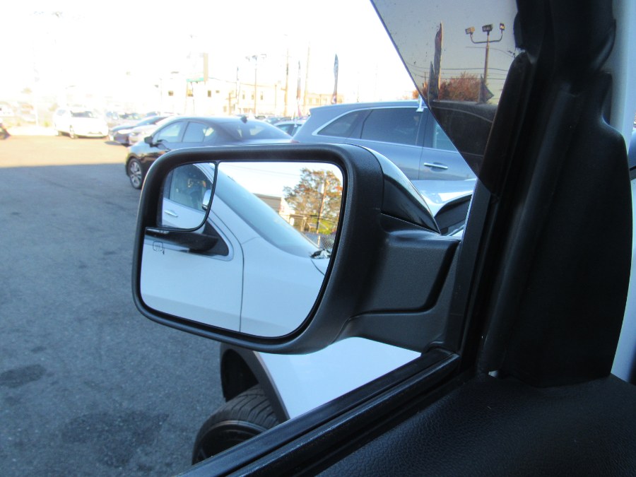 Used Ford Explorer XLT 4WD 2018 | NJ Used Cars Center. Irvington, New Jersey Used Ford Explorer XLT 4WD 2018 | NJ Used Cars Center. Irvington, New Jersey