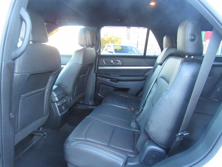 Used Ford Explorer XLT 4WD 2018 | NJ Used Cars Center. Irvington, New Jersey Used Ford Explorer XLT 4WD 2018 | NJ Used Cars Center. Irvington, New Jersey