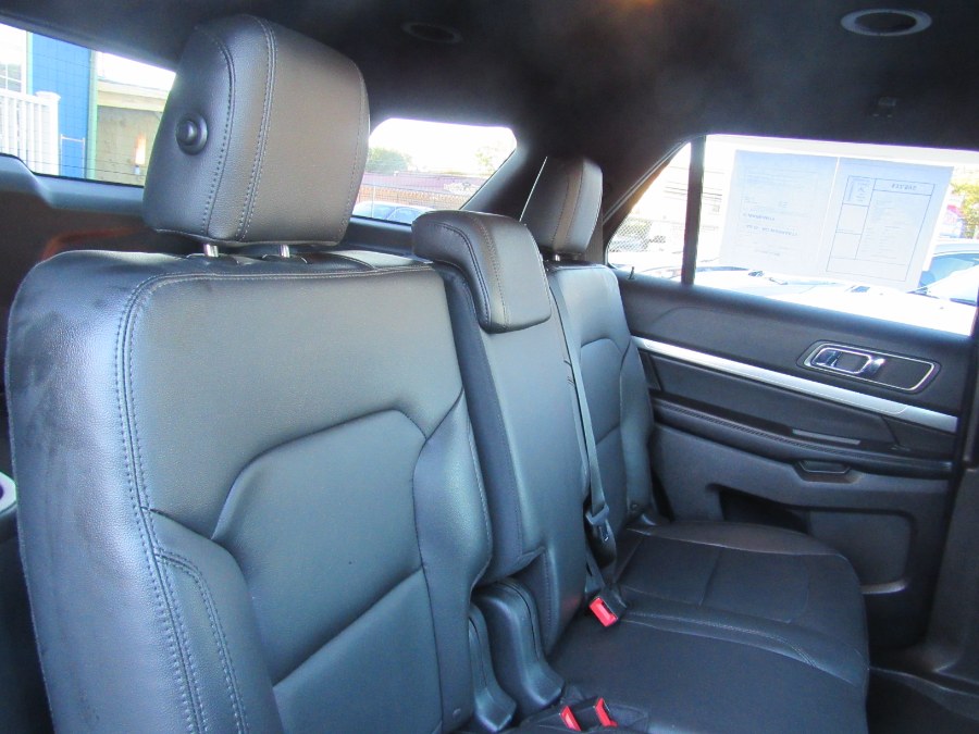 Used Ford Explorer XLT 4WD 2018 | NJ Used Cars Center. Irvington, New Jersey Used Ford Explorer XLT 4WD 2018 | NJ Used Cars Center. Irvington, New Jersey