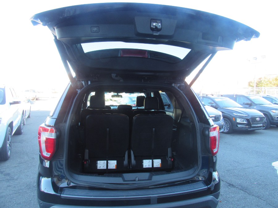 Used Ford Explorer XLT 4WD 2018 | NJ Used Cars Center. Irvington, New Jersey Used Ford Explorer XLT 4WD 2018 | NJ Used Cars Center. Irvington, New Jersey