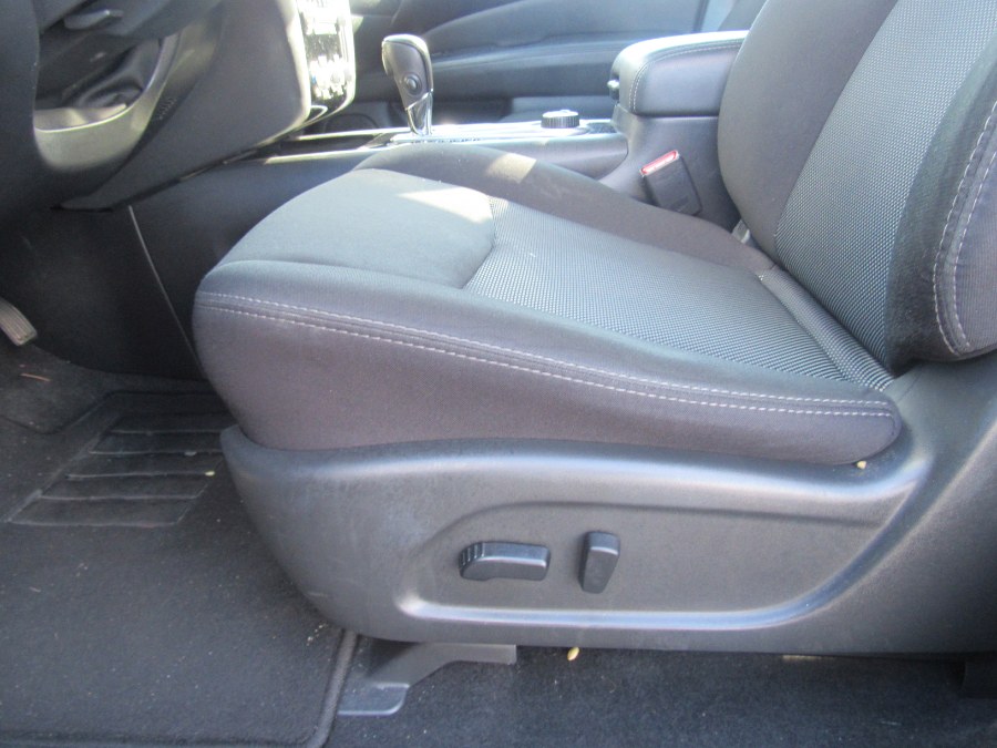Used Nissan Pathfinder 4x4 SV 2020 | NJ Used Cars Center. Irvington, New Jersey Used Nissan Pathfinder 4x4 SV 2020 | NJ Used Cars Center. Irvington, New Jersey
