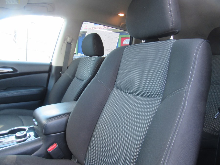 Used Nissan Pathfinder 4x4 SV 2020 | NJ Used Cars Center. Irvington, New Jersey Used Nissan Pathfinder 4x4 SV 2020 | NJ Used Cars Center. Irvington, New Jersey