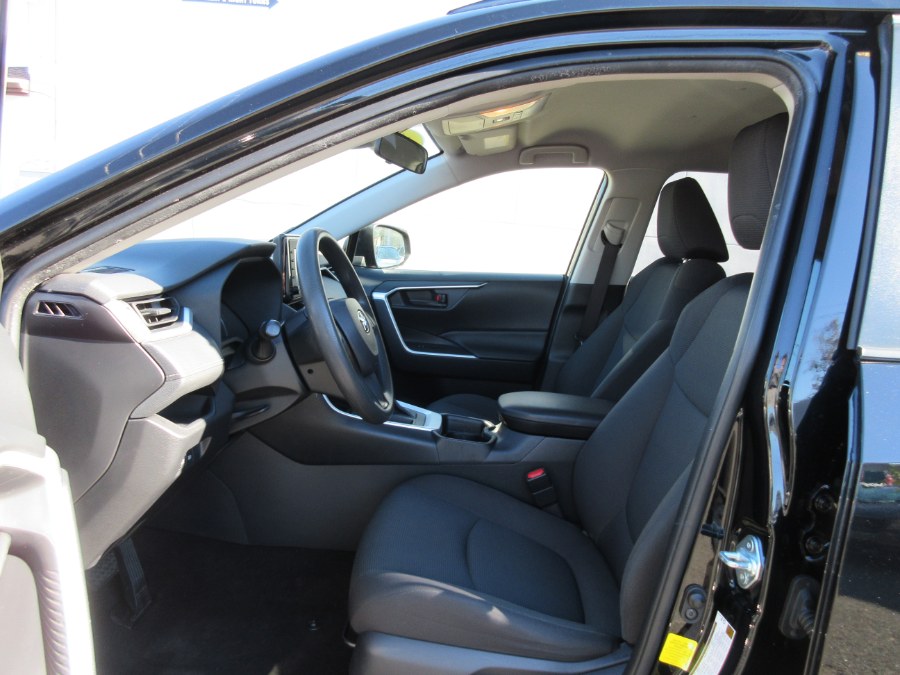 Used Toyota RAV4 LE FWD (Natl) 2019 | Route 27 Auto Mall. Linden, New Jersey Used Toyota RAV4 LE FWD (Natl) 2019 | Route 27 Auto Mall. Linden, New Jersey