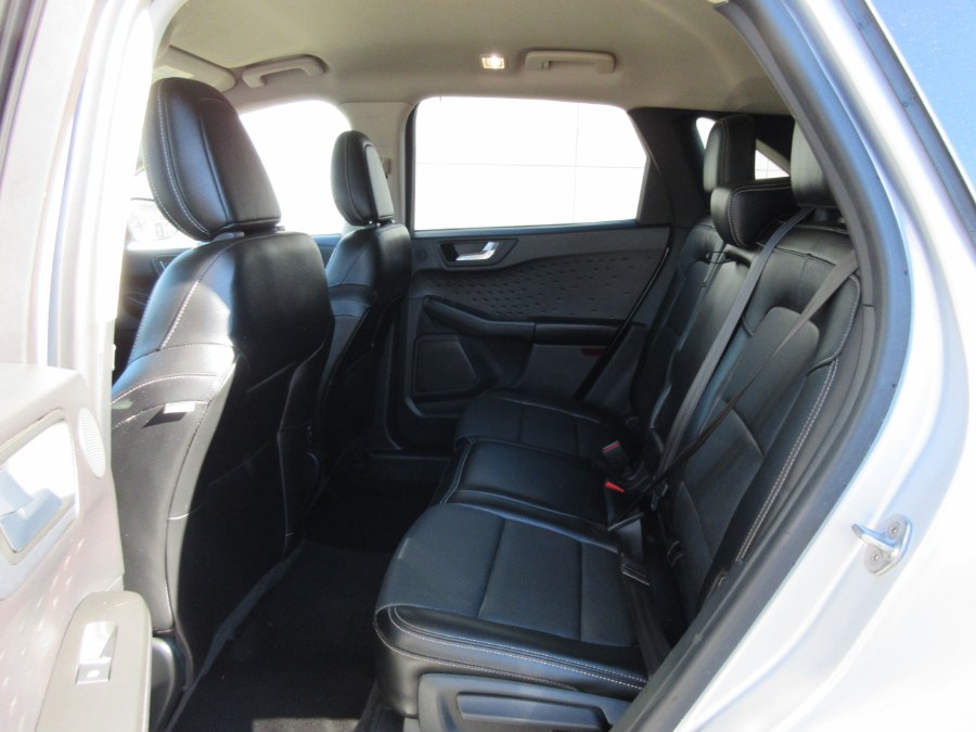 2020 Ford Escape Titanium AWD, available for sale in Linden, New Jersey | Route 27 Auto Mall. Linden, New Jersey 2020 Ford Escape Titanium AWD, available for sale in Linden, New Jersey | Route 27 Auto Mall. Linden, New Jersey