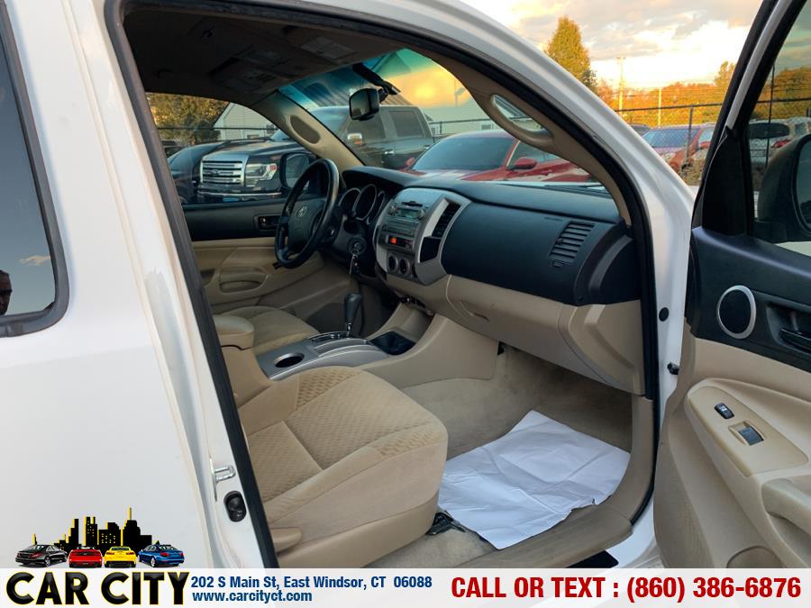 Used Toyota Tacoma 2WD Double V6 AT PreRunner (Natl) 2011 | Car City LLC. East Windsor, Connecticut Used Toyota Tacoma 2WD Double V6 AT PreRunner (Natl) 2011 | Car City LLC. East Windsor, Connecticut
