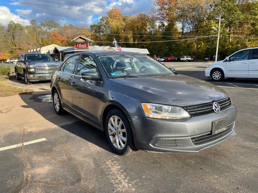 2014 Volkswagen Jetta Sedan 4dr Auto SE w/Connectivity/Sunroof, available for sale in Vernon, Connecticut | TD Automotive Enterprises LLC DBA Diamond Auto Cars. Vernon, Connecticut 2014 Volkswagen Jetta Sedan 4dr Auto SE w/Connectivity/Sunroof, available for sale in Vernon, Connecticut | TD Automotive Enterprises LLC DBA Diamond Auto Cars. Vernon, Connecticut
