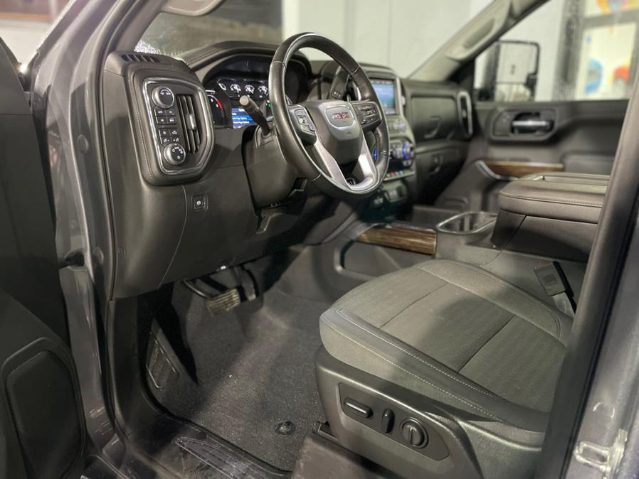 Used GMC Sierra 1500 Elevation 4WD Double Cab 147" Elevation 2020 | Jamaica 26 Motors. Hollis, New York Used GMC Sierra 1500 Elevation 4WD Double Cab 147" Elevation 2020 | Jamaica 26 Motors. Hollis, New York