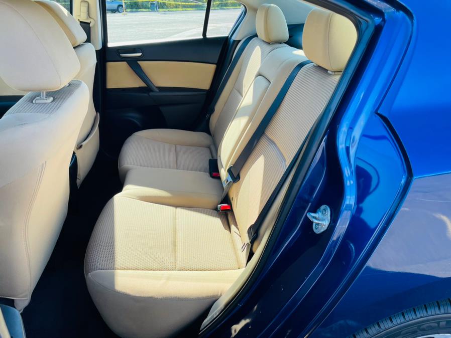 Used Mazda Mazda3 4dr Sdn Auto i Touring 2012 | Supreme Automotive. New Britain, Connecticut Used Mazda Mazda3 4dr Sdn Auto i Touring 2012 | Supreme Automotive. New Britain, Connecticut