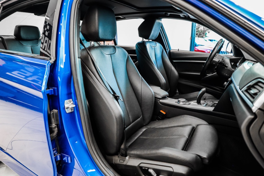 Used BMW 3 Series ///M Sport Package 330i xDrive Sedan 2018 | 26 Motors Long Island. ELMONT, New York Used BMW 3 Series ///M Sport Package 330i xDrive Sedan 2018 | 26 Motors Long Island. ELMONT, New York