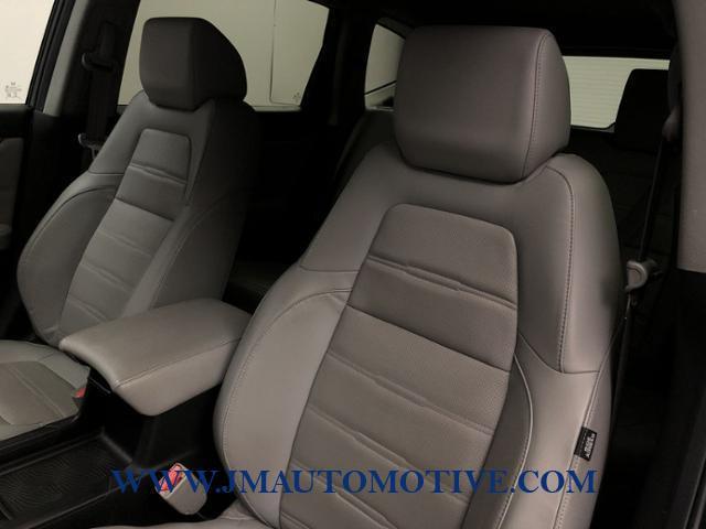 2017 Honda Cr-v EX-L AWD w/Navi, available for sale in Naugatuck, Connecticut | J&M Automotive Sls&Svc LLC. Naugatuck, Connecticut 2017 Honda Cr-v EX-L AWD w/Navi, available for sale in Naugatuck, Connecticut | J&M Automotive Sls&Svc LLC. Naugatuck, Connecticut