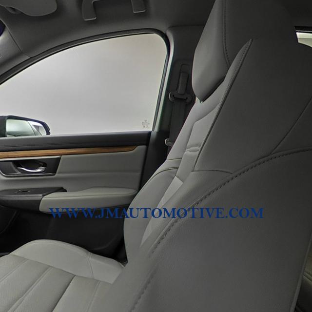 2017 Honda Cr-v EX-L AWD w/Navi, available for sale in Naugatuck, Connecticut | J&M Automotive Sls&Svc LLC. Naugatuck, Connecticut 2017 Honda Cr-v EX-L AWD w/Navi, available for sale in Naugatuck, Connecticut | J&M Automotive Sls&Svc LLC. Naugatuck, Connecticut
