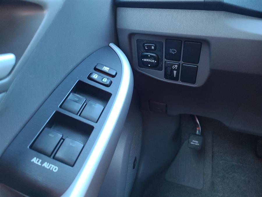 2010 Toyota Prius 5dr HB V, available for sale in Waterbury, Connecticut | National Auto Brokers, Inc.. Waterbury, Connecticut 2010 Toyota Prius 5dr HB V, available for sale in Waterbury, Connecticut | National Auto Brokers, Inc.. Waterbury, Connecticut