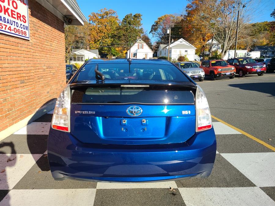 2010 Toyota Prius 5dr HB V, available for sale in Waterbury, Connecticut | National Auto Brokers, Inc.. Waterbury, Connecticut 2010 Toyota Prius 5dr HB V, available for sale in Waterbury, Connecticut | National Auto Brokers, Inc.. Waterbury, Connecticut