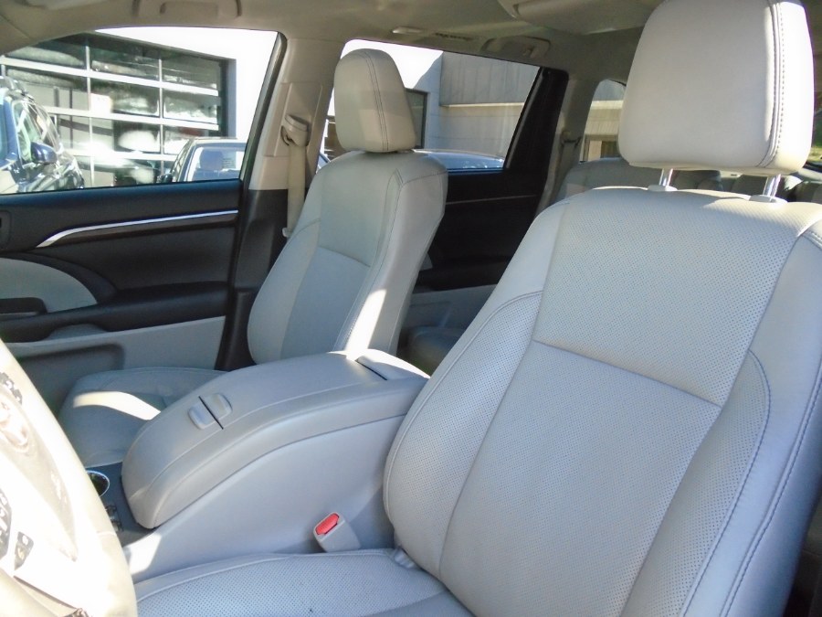 2014 Toyota Highlander LIMITED, available for sale in Waterbury, Connecticut | Jim Juliani Motors. Waterbury, Connecticut 2014 Toyota Highlander LIMITED, available for sale in Waterbury, Connecticut | Jim Juliani Motors. Waterbury, Connecticut