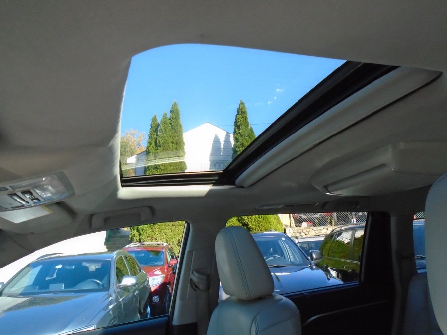 2014 Toyota Highlander LIMITED, available for sale in Waterbury, Connecticut | Jim Juliani Motors. Waterbury, Connecticut 2014 Toyota Highlander LIMITED, available for sale in Waterbury, Connecticut | Jim Juliani Motors. Waterbury, Connecticut