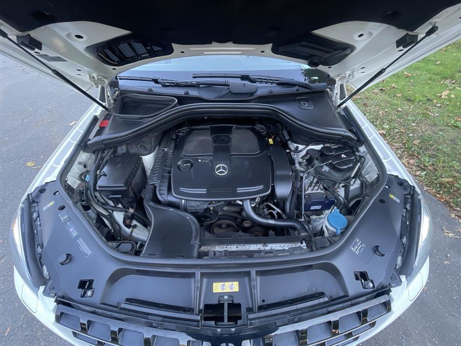 2013 Mercedes-Benz M-Class 4MATIC 4dr ML 350, available for sale in Stratford, Connecticut | Wiz Leasing Inc. Stratford, Connecticut 2013 Mercedes-Benz M-Class 4MATIC 4dr ML 350, available for sale in Stratford, Connecticut | Wiz Leasing Inc. Stratford, Connecticut