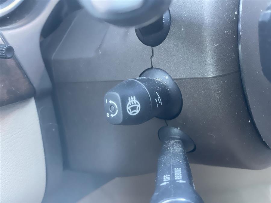 2013 Mercedes-Benz M-Class 4MATIC 4dr ML 350, available for sale in Stratford, Connecticut | Wiz Leasing Inc. Stratford, Connecticut 2013 Mercedes-Benz M-Class 4MATIC 4dr ML 350, available for sale in Stratford, Connecticut | Wiz Leasing Inc. Stratford, Connecticut
