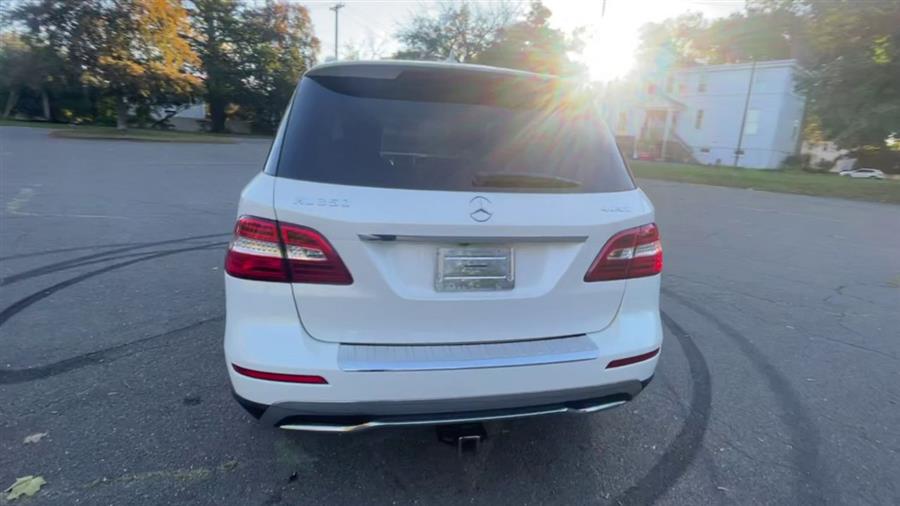 2013 Mercedes-Benz M-Class 4MATIC 4dr ML 350, available for sale in Stratford, Connecticut | Wiz Leasing Inc. Stratford, Connecticut 2013 Mercedes-Benz M-Class 4MATIC 4dr ML 350, available for sale in Stratford, Connecticut | Wiz Leasing Inc. Stratford, Connecticut