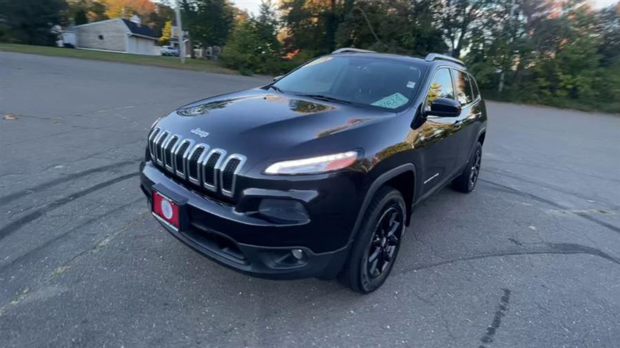 Used Jeep Cherokee 4WD 4dr Latitude 2014 | Wiz Leasing Inc. Stratford, Connecticut Used Jeep Cherokee 4WD 4dr Latitude 2014 | Wiz Leasing Inc. Stratford, Connecticut