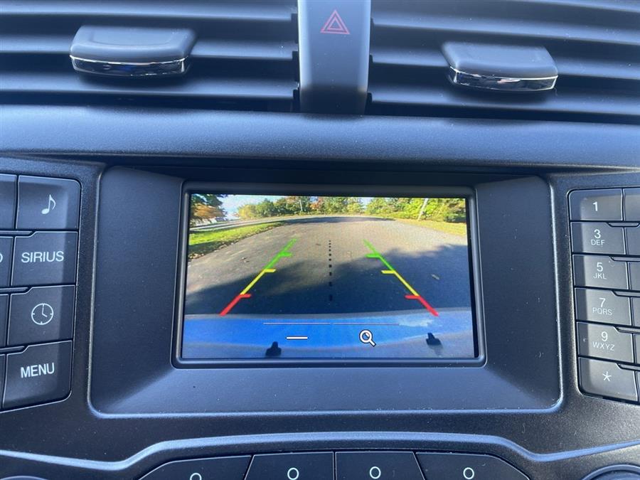 Used Ford Fusion SE FWD 2017 | Wiz Leasing Inc. Stratford, Connecticut Used Ford Fusion SE FWD 2017 | Wiz Leasing Inc. Stratford, Connecticut