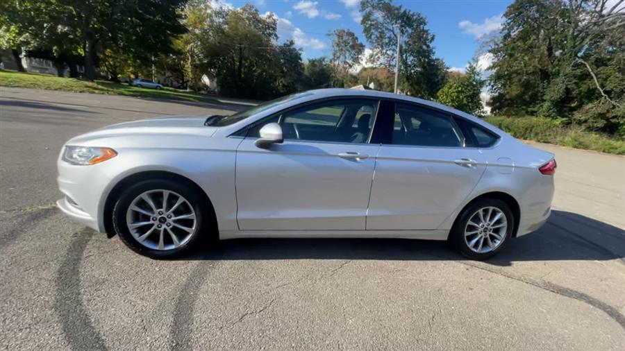 Used Ford Fusion SE FWD 2017 | Wiz Leasing Inc. Stratford, Connecticut Used Ford Fusion SE FWD 2017 | Wiz Leasing Inc. Stratford, Connecticut