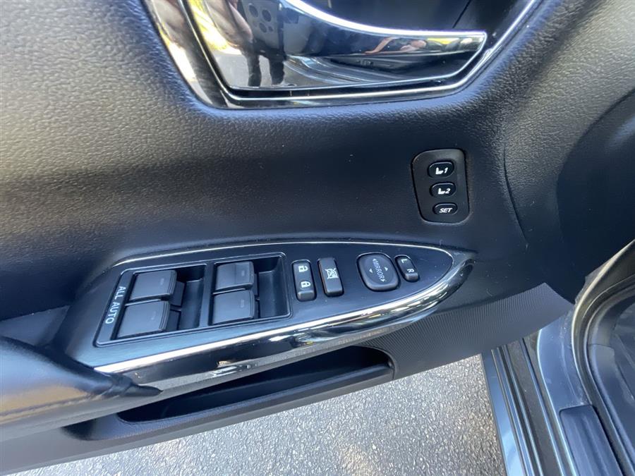 2016 Toyota Avalon 4dr Sdn Touring (Natl), available for sale in Stratford, Connecticut | Wiz Leasing Inc. Stratford, Connecticut 2016 Toyota Avalon 4dr Sdn Touring (Natl), available for sale in Stratford, Connecticut | Wiz Leasing Inc. Stratford, Connecticut