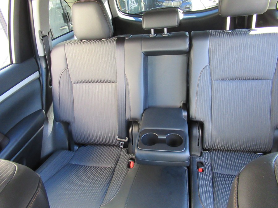 2019 Toyota Highlander LE Plus V6 AWD (Natl), available for sale in Woodside, New York | Pepmore Auto Sales Inc.. Woodside, New York 2019 Toyota Highlander LE Plus V6 AWD (Natl), available for sale in Woodside, New York | Pepmore Auto Sales Inc.. Woodside, New York