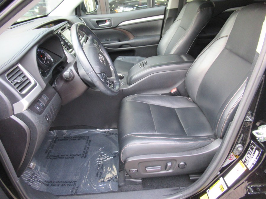 Used Toyota Highlander XLE V6 AWD (Natl) 2018 | Pepmore Auto Sales Inc.. Woodside, New York Used Toyota Highlander XLE V6 AWD (Natl) 2018 | Pepmore Auto Sales Inc.. Woodside, New York