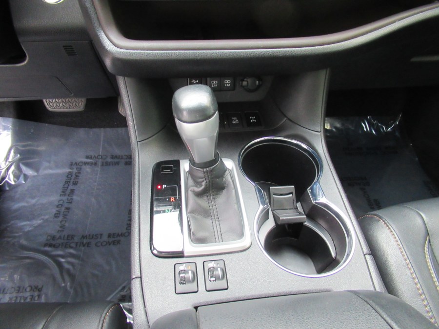 Used Toyota Highlander XLE V6 AWD (Natl) 2018 | Pepmore Auto Sales Inc.. Woodside, New York Used Toyota Highlander XLE V6 AWD (Natl) 2018 | Pepmore Auto Sales Inc.. Woodside, New York