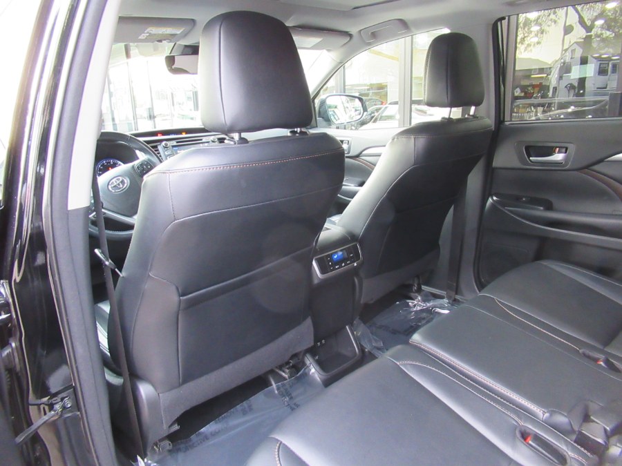 Used Toyota Highlander XLE V6 AWD (Natl) 2018 | Pepmore Auto Sales Inc.. Woodside, New York Used Toyota Highlander XLE V6 AWD (Natl) 2018 | Pepmore Auto Sales Inc.. Woodside, New York