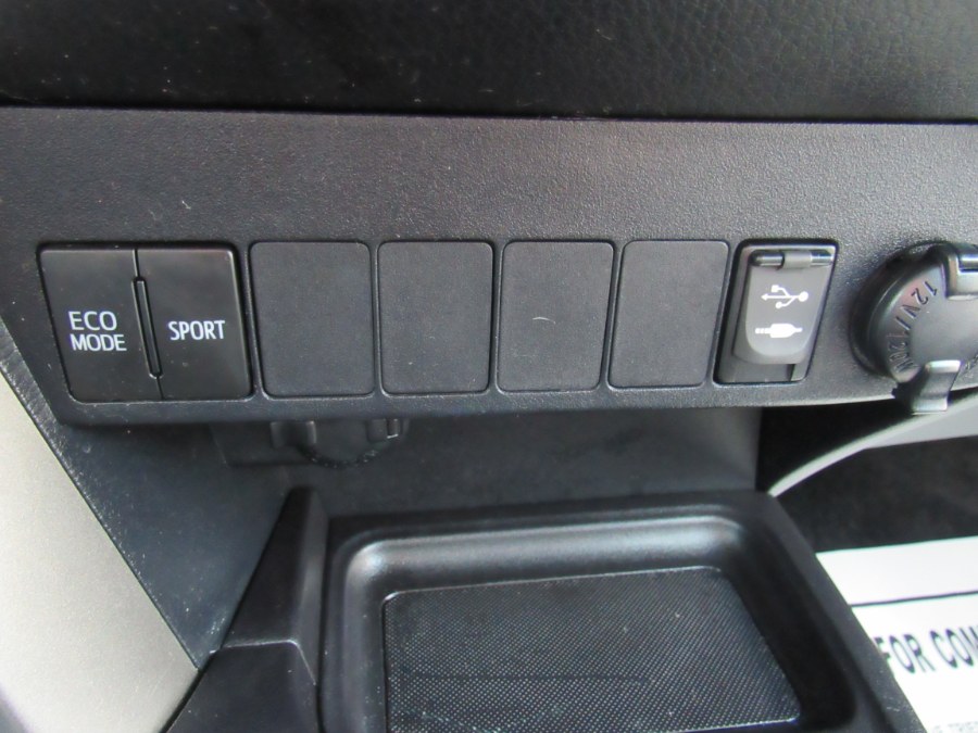 Used Toyota RAV4 XLE 2013 | Hilario's Auto Sales Inc.. Worcester, Massachusetts Used Toyota RAV4 XLE 2013 | Hilario's Auto Sales Inc.. Worcester, Massachusetts