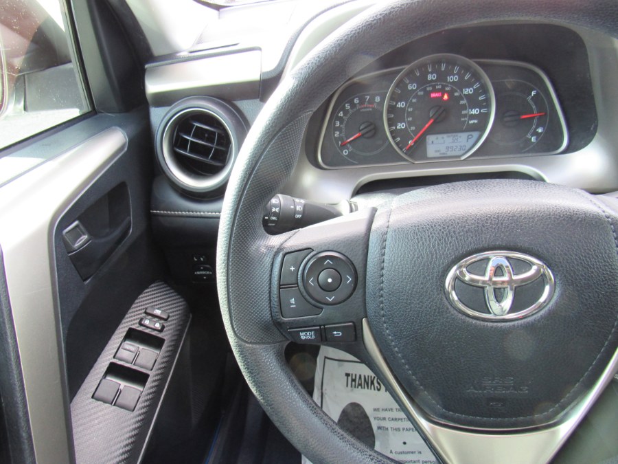 Used Toyota RAV4 XLE 2013 | Hilario's Auto Sales Inc.. Worcester, Massachusetts Used Toyota RAV4 XLE 2013 | Hilario's Auto Sales Inc.. Worcester, Massachusetts