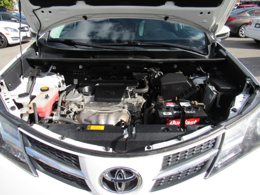 Used Toyota RAV4 XLE 2013 | Hilario's Auto Sales Inc.. Worcester, Massachusetts Used Toyota RAV4 XLE 2013 | Hilario's Auto Sales Inc.. Worcester, Massachusetts