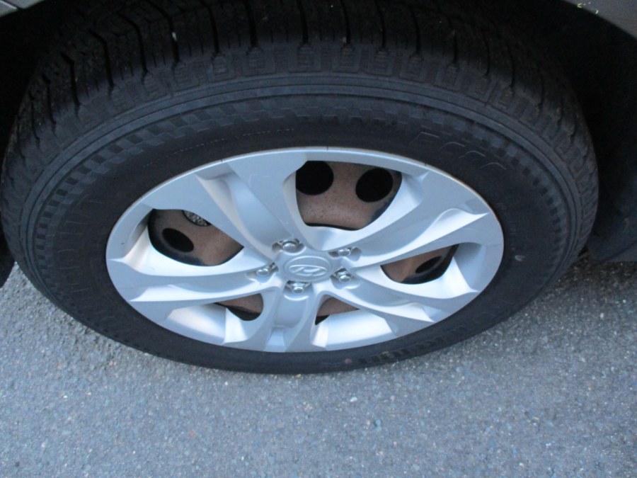 Used Hyundai Tucson GLS 2010 | Cos Central Auto. Meriden, Connecticut Used Hyundai Tucson GLS 2010 | Cos Central Auto. Meriden, Connecticut