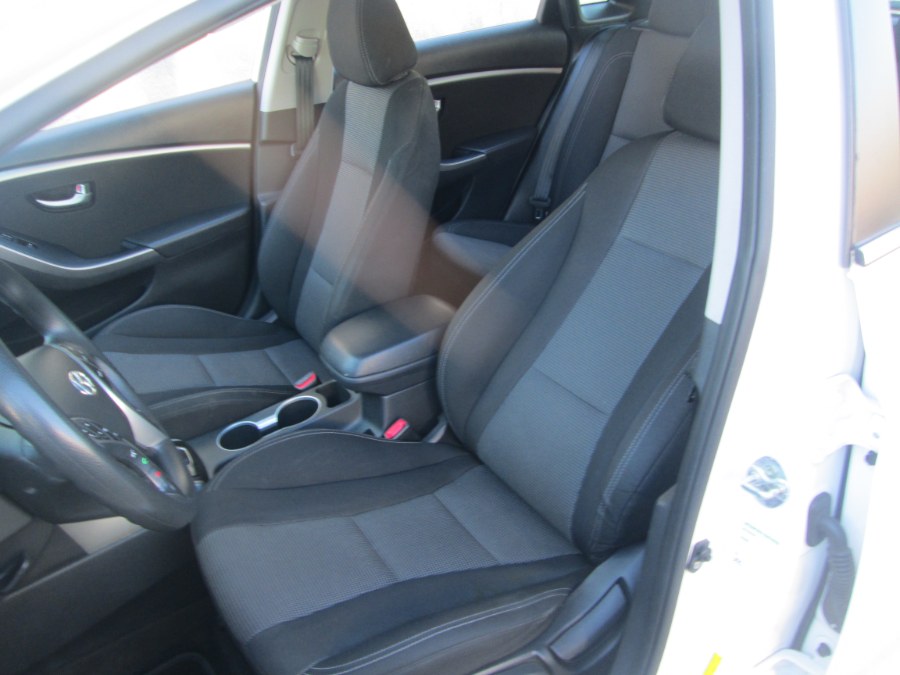 2017 Hyundai Elantra GT Auto, available for sale in Levittown, Pennsylvania | Levittown Auto. Levittown, Pennsylvania 2017 Hyundai Elantra GT Auto, available for sale in Levittown, Pennsylvania | Levittown Auto. Levittown, Pennsylvania
