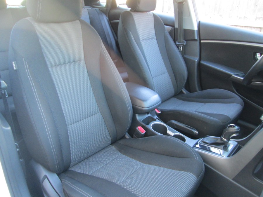 2017 Hyundai Elantra GT Auto, available for sale in Levittown, Pennsylvania | Levittown Auto. Levittown, Pennsylvania 2017 Hyundai Elantra GT Auto, available for sale in Levittown, Pennsylvania | Levittown Auto. Levittown, Pennsylvania