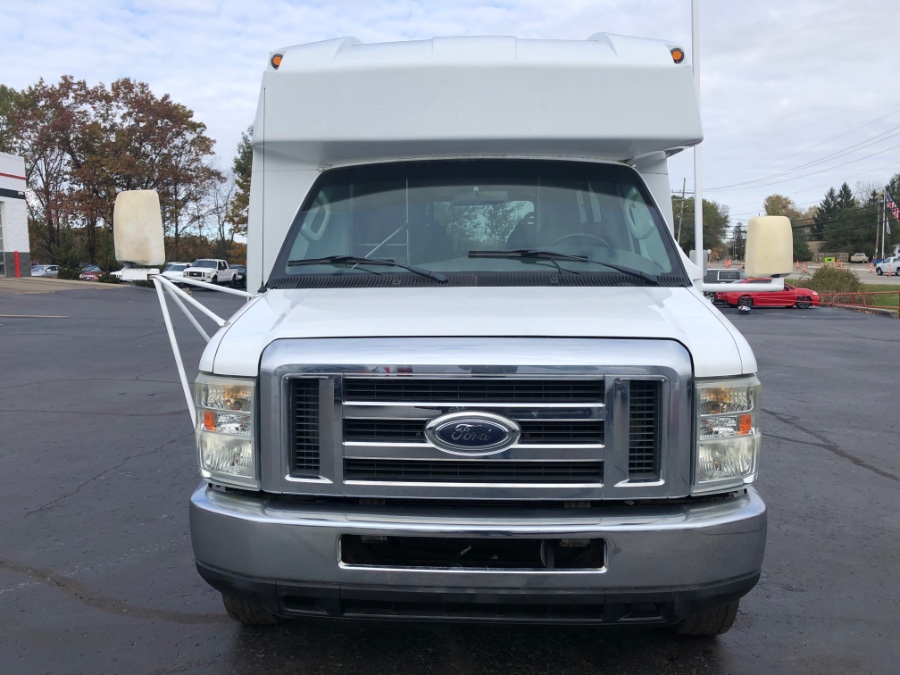 Used Ford Econoline Commercial Cutaway E-450 Super Duty 158" DRW 2008 | Marsh Auto Sales LLC. Ortonville, Michigan Used Ford Econoline Commercial Cutaway E-450 Super Duty 158" DRW 2008 | Marsh Auto Sales LLC. Ortonville, Michigan