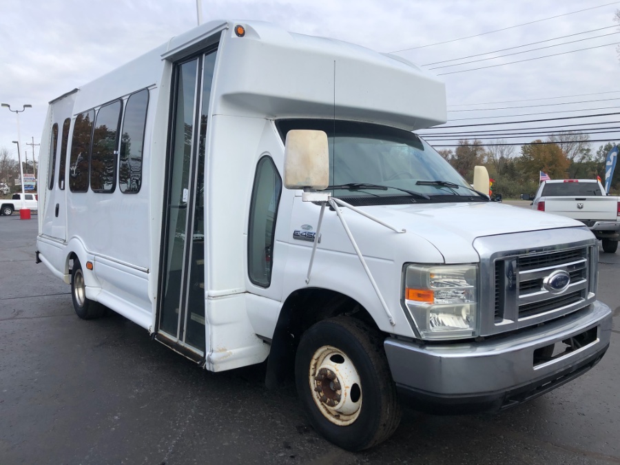 Used Ford Econoline Commercial Cutaway E-450 Super Duty 158" DRW 2008 | Marsh Auto Sales LLC. Ortonville, Michigan Used Ford Econoline Commercial Cutaway E-450 Super Duty 158" DRW 2008 | Marsh Auto Sales LLC. Ortonville, Michigan